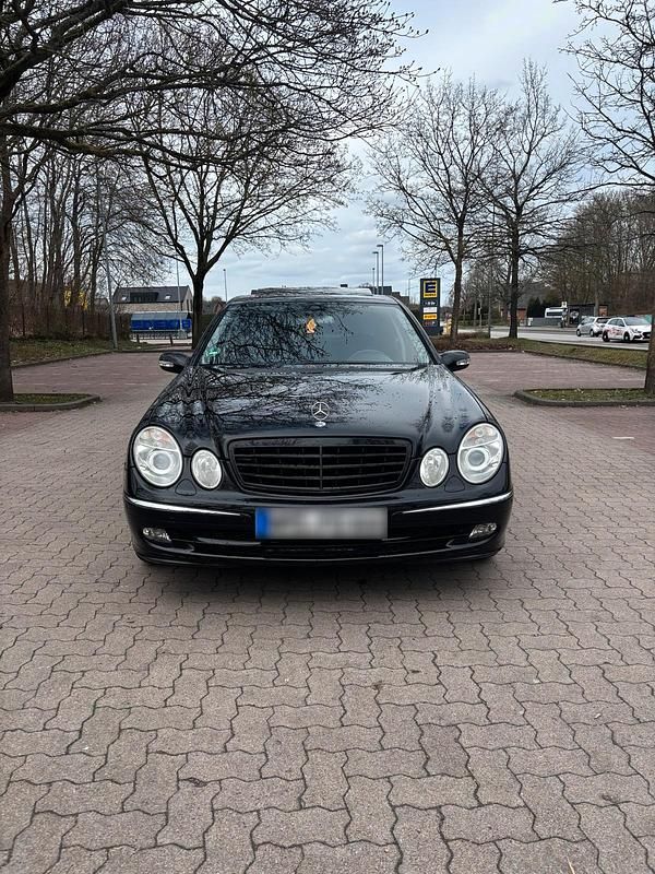 Gebraucht Mercedes E280 231 PS (169 kW) 2005 Schwarz Limousine