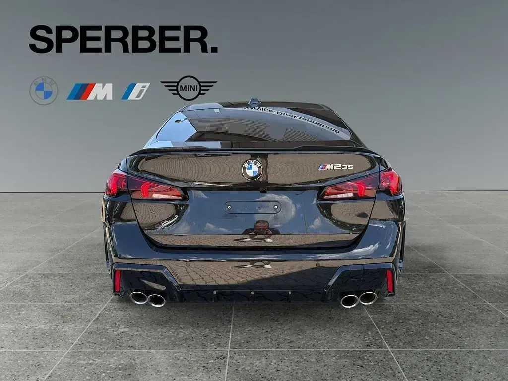 Gebraucht BMW M235 Performance 317 PS (233 kW) 2025 Schwarz Limousine