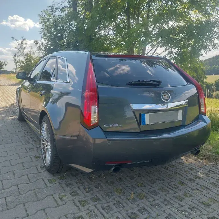 Gebraucht Cadillac CTS 311 PS (228 kW) 2011 Grau Kombi