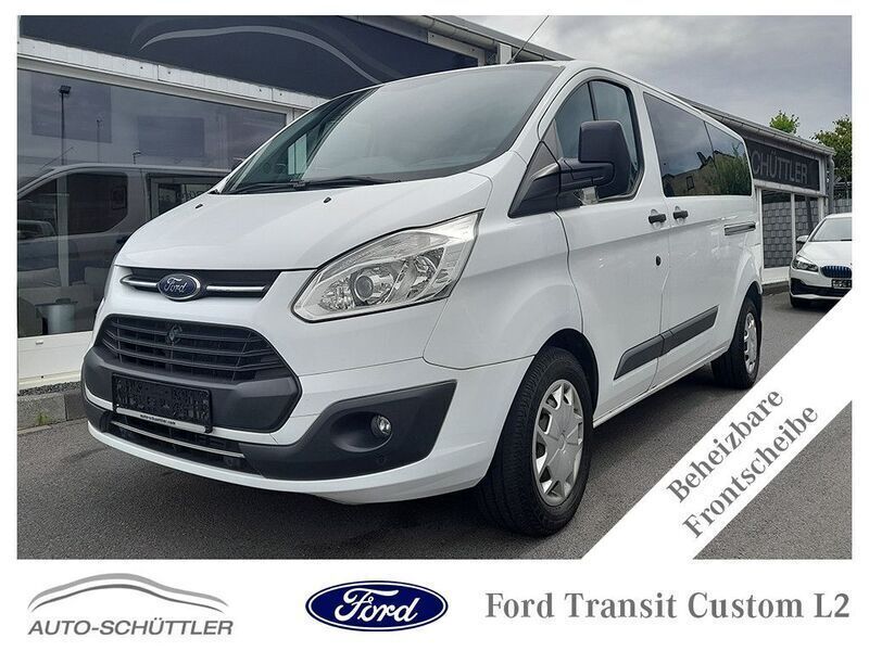 Weiß Gebraucht 2017 Ford Transit Custom Van / Kleinbus | 15.990 € (Teuer) - Bild 1/4