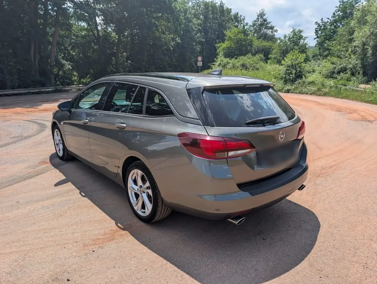 Gebraucht Opel Astra 200 PS (147 kW) 2018 Grau Kombi