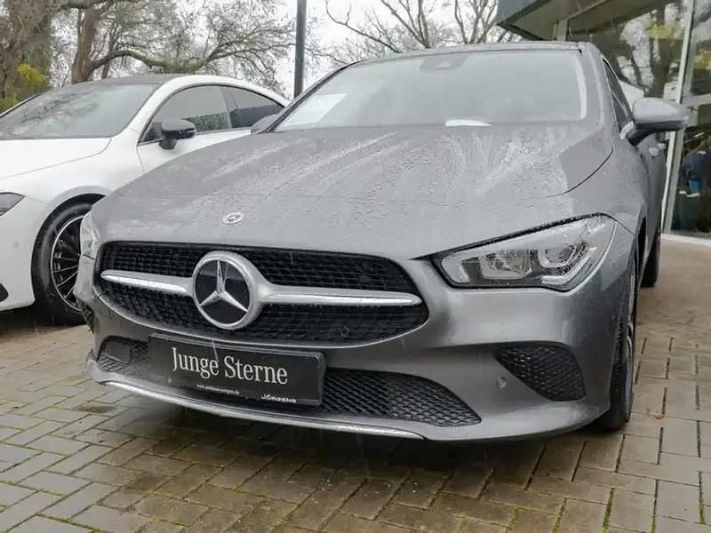 Gebraucht Mercedes CLA250 Progressive 224 PS (164 kW) 2021 Grau Limousine