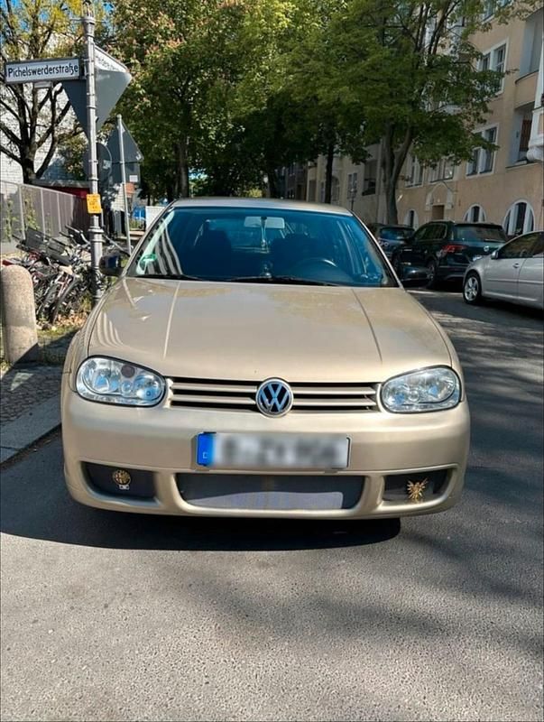 Gebraucht VW Golf IV 110 PS (80 kW) 2001 Gold Limousine