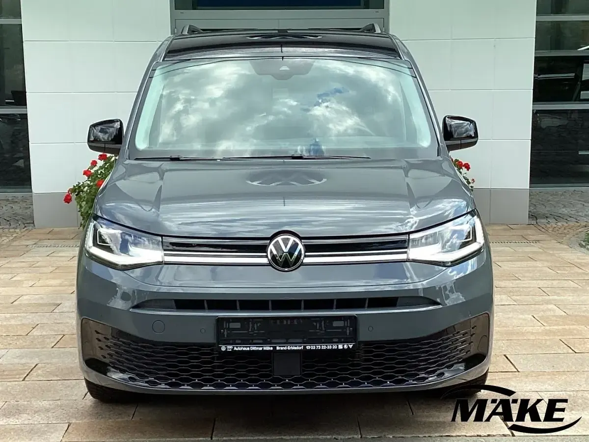 Gebraucht VW Caddy Maxi Edition 116 PS (85 kW) 2025 Grau Van / Kleinbus