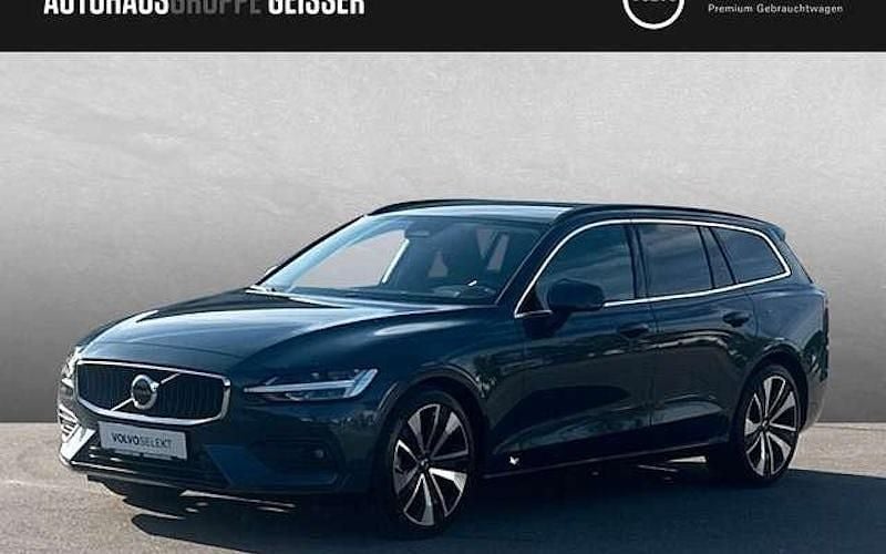 Denim blue Gebraucht 2024 Volvo V60 Core Kombi | 34.750 € (Guter Preis) - Bild 1/4