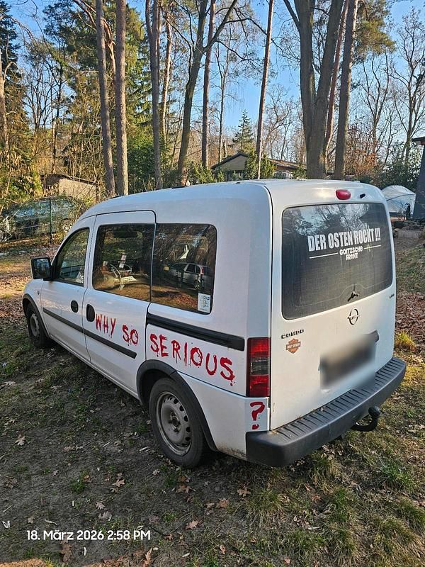 Gebraucht Opel Combo 75 PS (55 kW) 2009 Weiß Van / Kleinbus