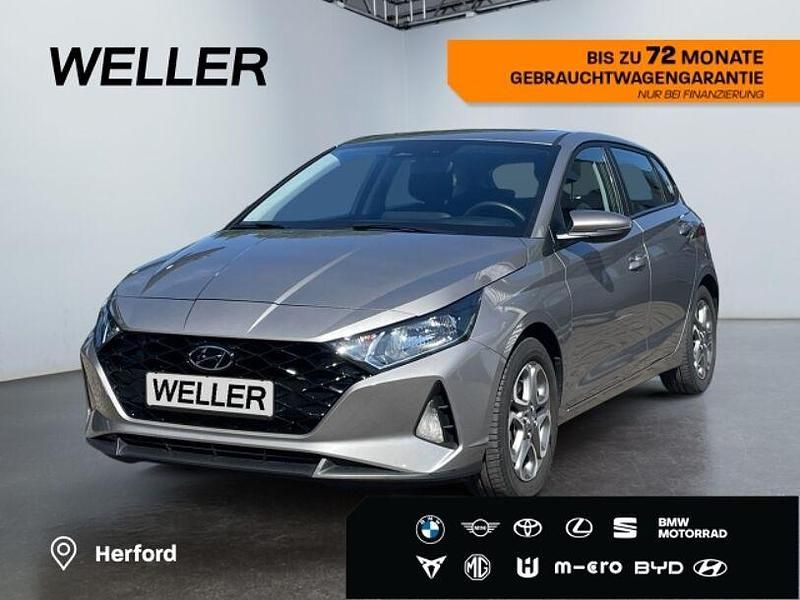 Grau Gebraucht 2022 Hyundai i20 Trend Kleinwagen | 19.490 € (Etwas zu teuer) - Bild 1/3