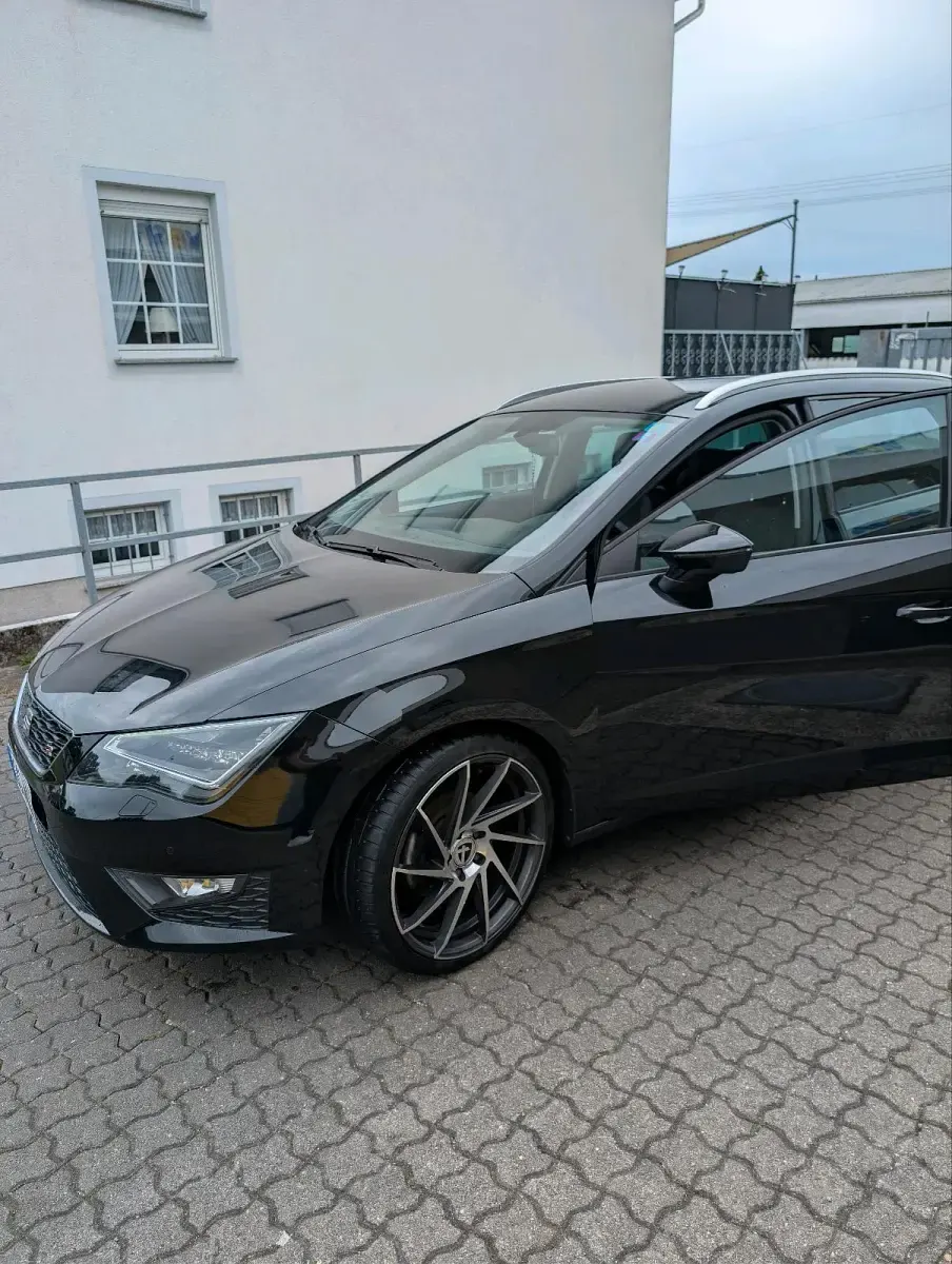 Gebraucht Seat Leon ST FR 150 PS (110 kW) 2015 Schwarz Kombi