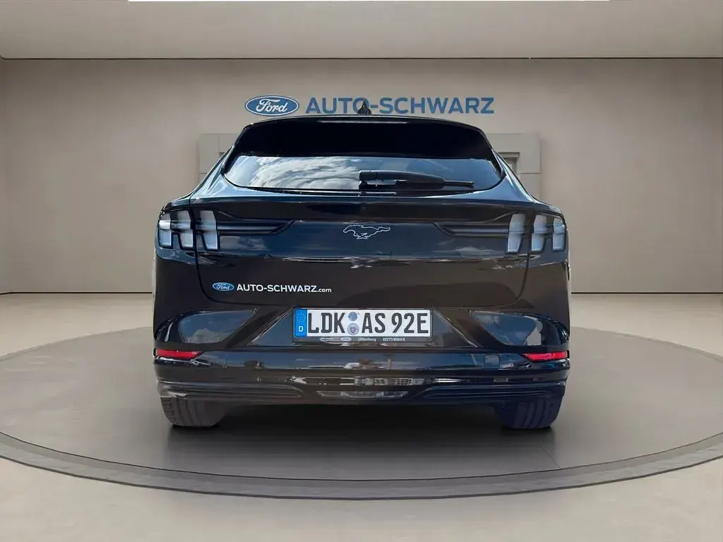 Gebraucht Ford Mustang Mach-E Premium 216 kW (294 PS) 2023 Schwarz SUV