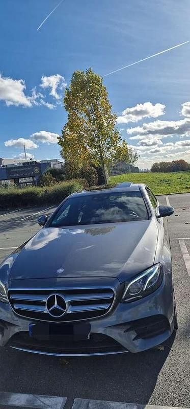 Gebraucht Mercedes E350 AMG line 258 PS (189 kW) 2017 Grau Limousine