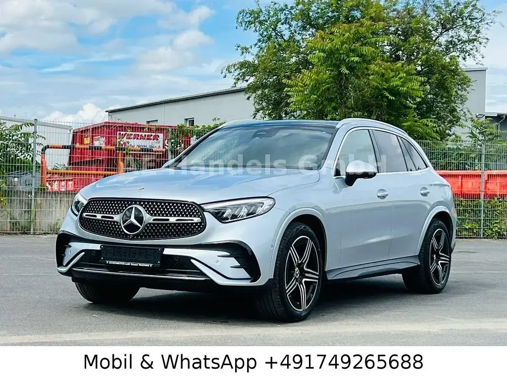 Gebraucht Mercedes GLC300 AMG 269 PS (197 kW) 2024 Silber SUV