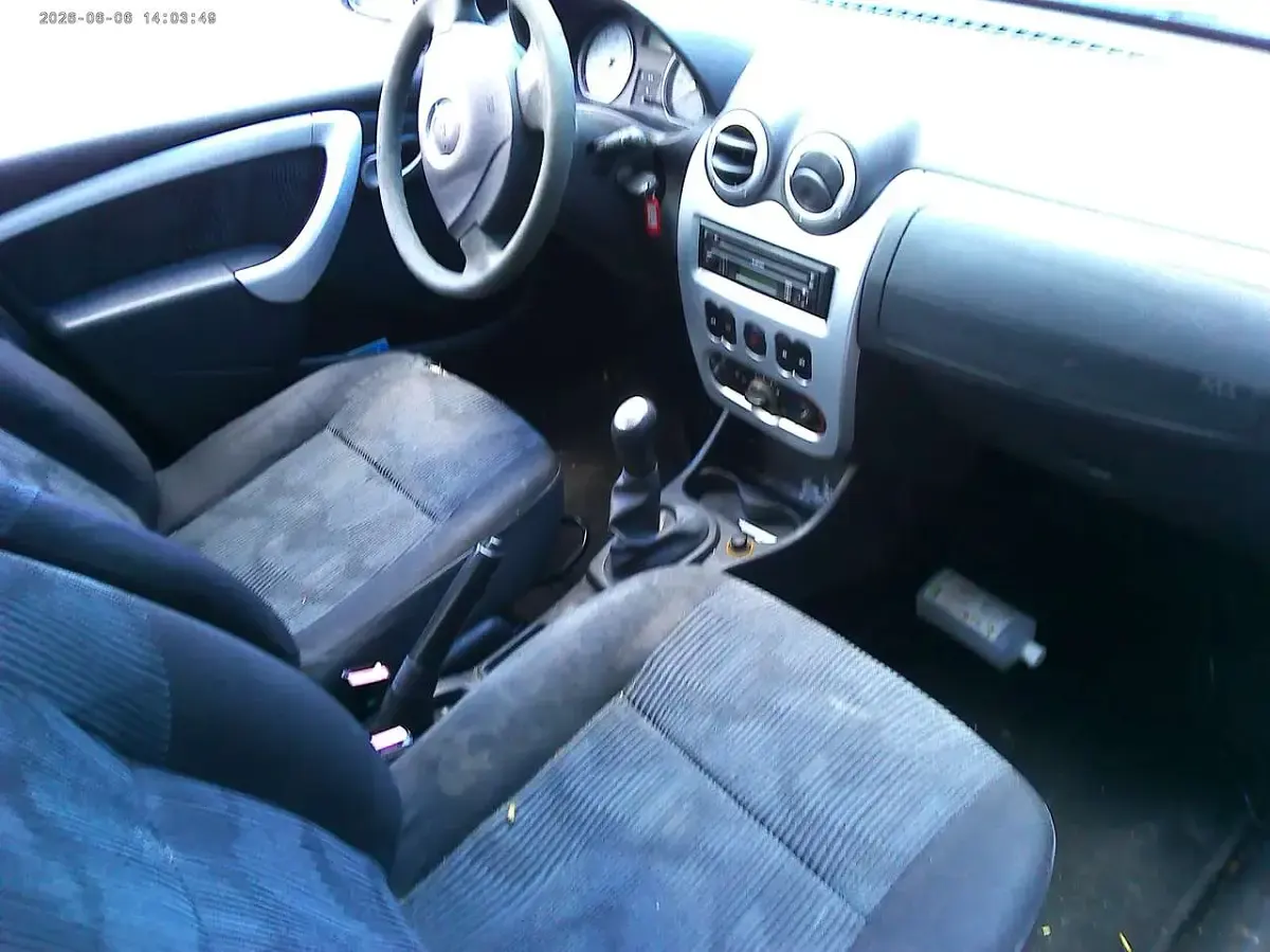 Gebraucht Dacia Sandero 75 PS (55 kW) 2008 Silber Kleinwagen
