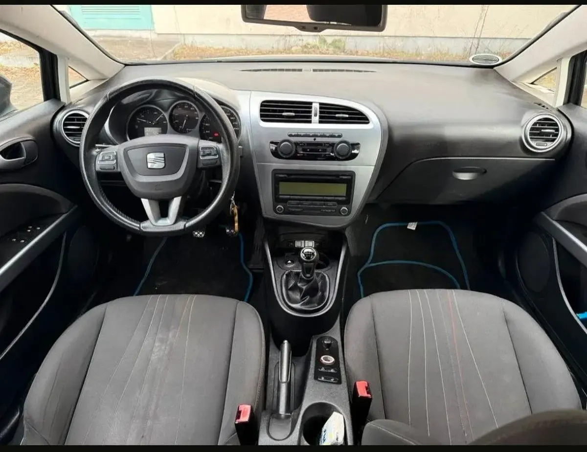 Gebraucht Seat Leon Style 125 PS (91 kW) 2011 Schwarz Kleinwagen
