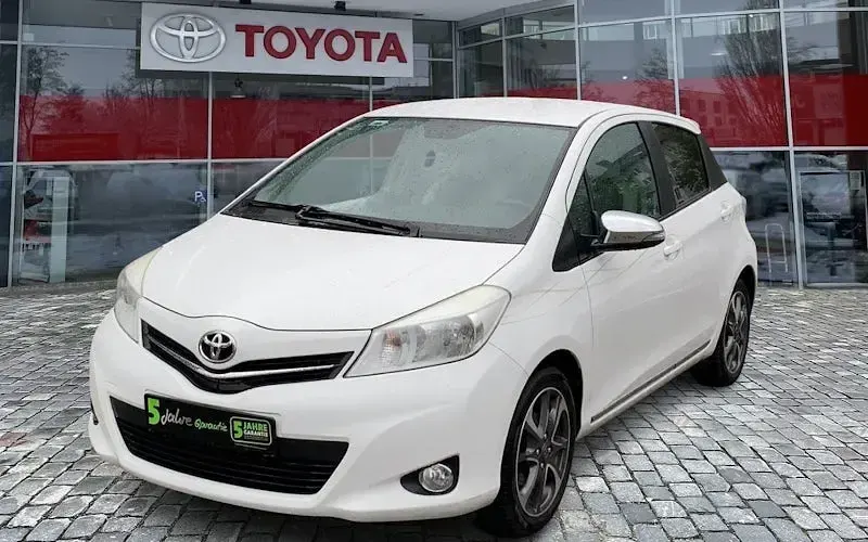 Gebraucht Toyota Yaris Trend 99 PS (72 kW) 2013 Kleinwagen