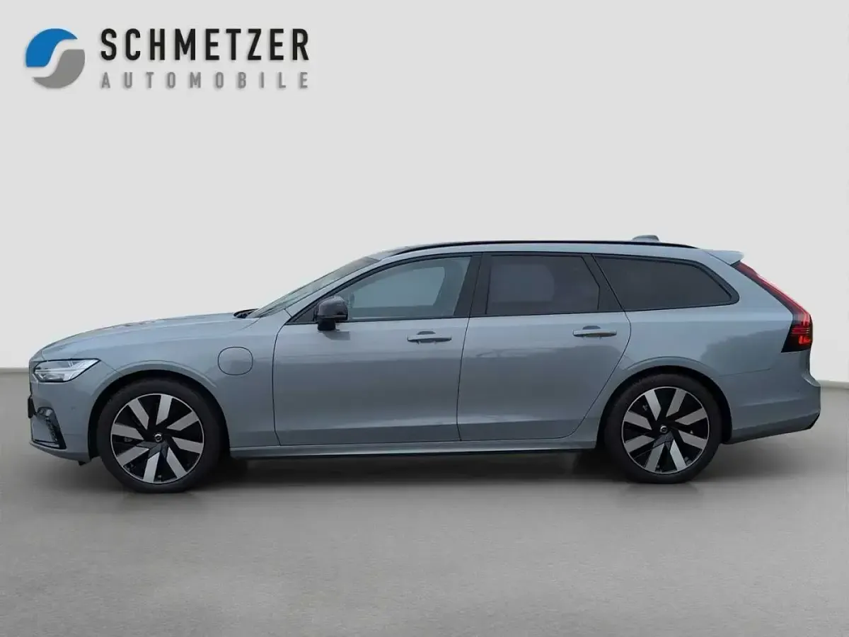 Gebraucht Volvo V90 Plus 349 PS (256 kW) 2025 Vapour grey Kombi