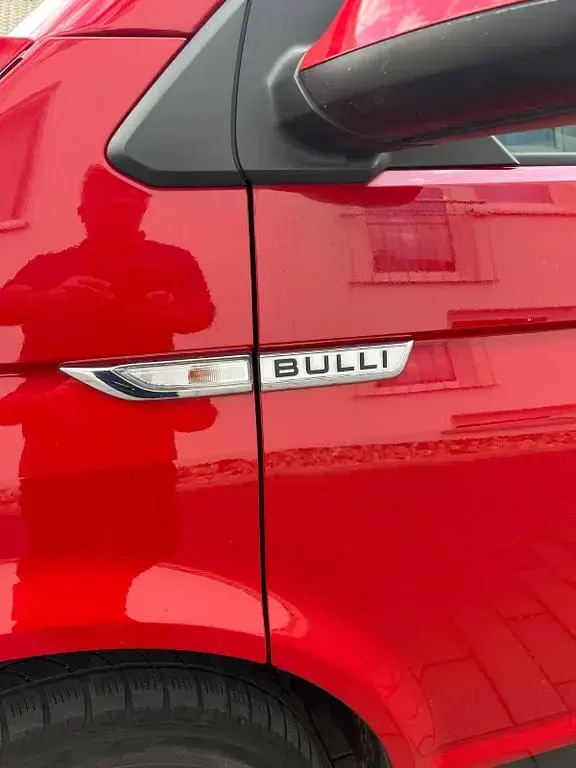 Gebraucht VW Multivan Edition 204 PS (150 kW) 2017 Rot Van / Kleinbus