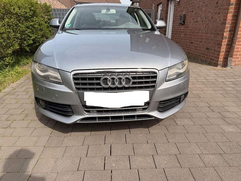 Gebraucht Audi A4 Ambiente 160 PS (117 kW) 2008 Grau Limousine