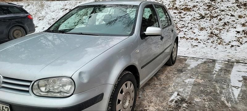 Gebraucht VW Golf IV 75 PS (55 kW) 2005 Silber Kleinwagen