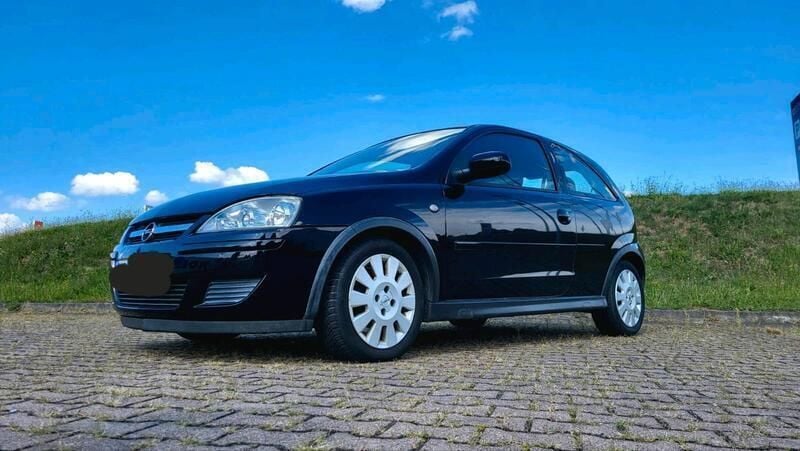 Schwarz Gebraucht 2004 Opel Corsa Kleinwagen | 500 € (Superpreis) - Bild 1/4
