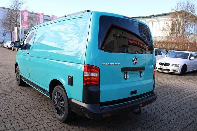 Second-hand VW Transporter 105 CP (77 kW) 2005 Verde Van