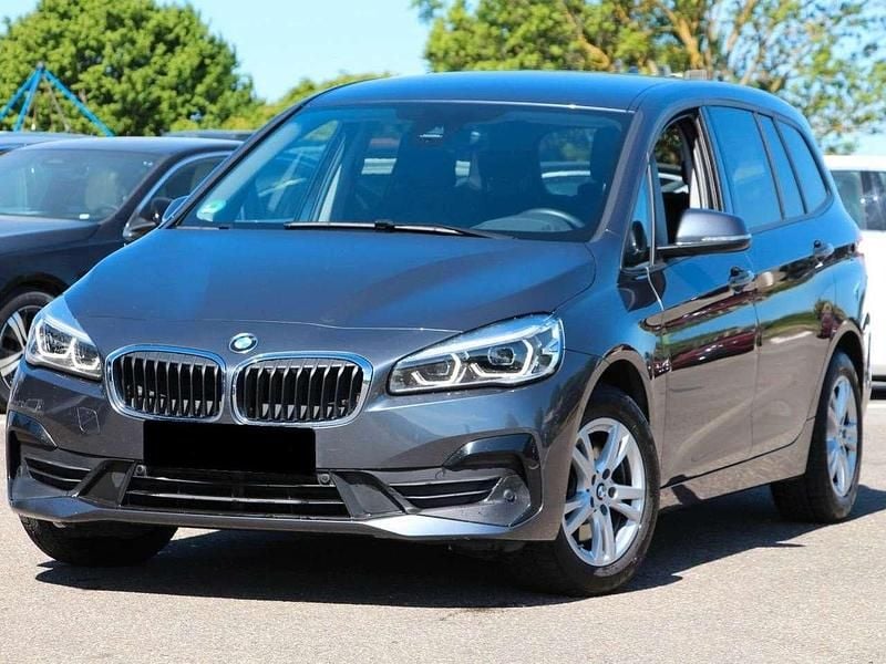 Grau Gebraucht 2022 BMW 218 Active Tourer Advantage Van / Kleinbus | 17.700 € (Superpreis) - Bild 1/4