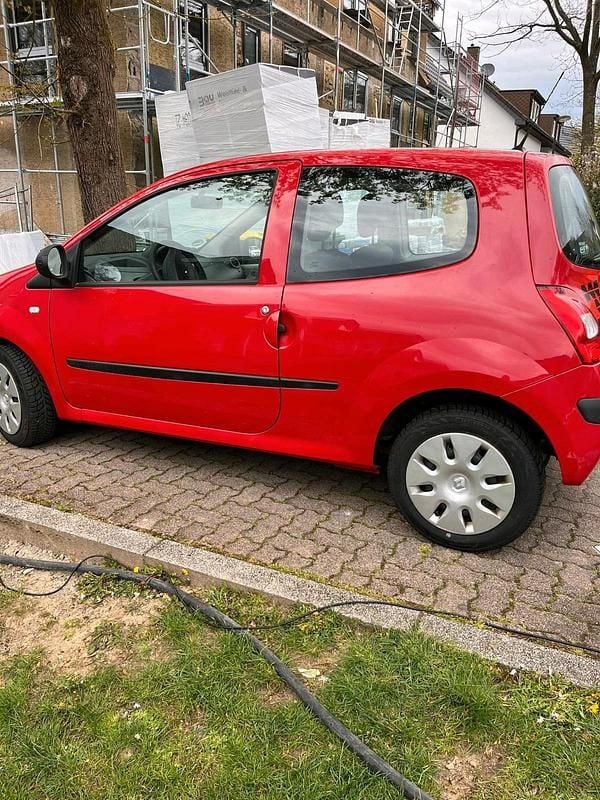 Gebraucht Renault Twingo 75 PS (55 kW) 2009 Rot Kleinwagen