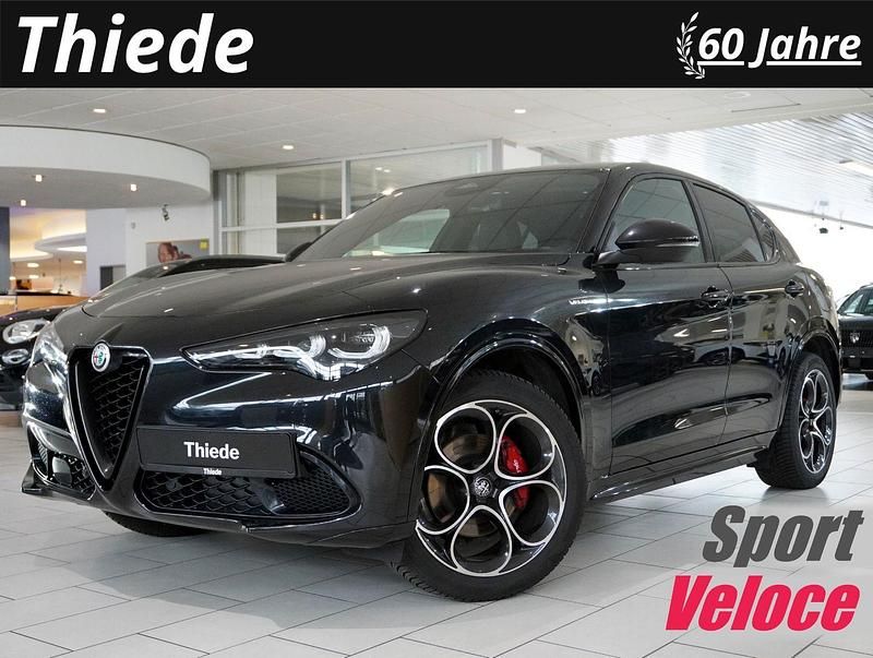 Nero vulcano metallic Gebraucht 2024 Alfa Romeo Stelvio Veloce SUV | 34.950 € (Guter Preis) - Bild 1/3