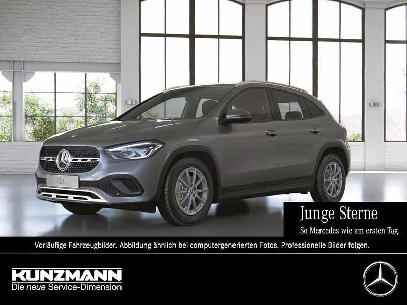 Mountaingrau metallic Gebraucht 2021 Mercedes GLA180 SUV | 27.190 € (Fairer Preis) - Bild 1/4