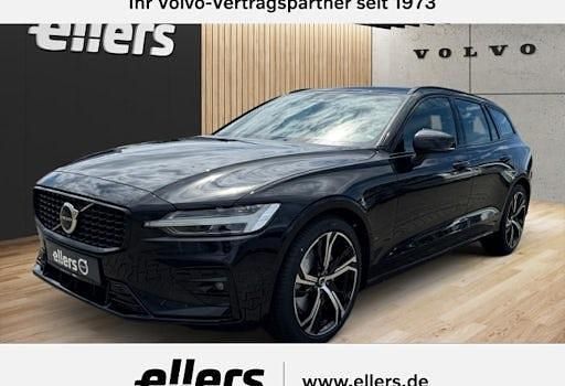 Gebraucht Volvo V60 Plus 197 PS (144 kW) 2024 Schwarz Kombi
