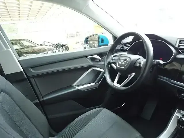 Gebraucht Audi Q3 S-Line 230 PS (169 kW) 2019 Blau SUV