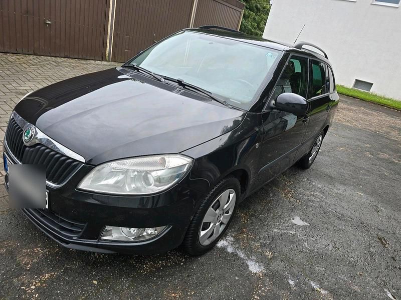 Gebraucht Skoda Fabia 75 PS (55 kW) 2015 Schwarz Kombi