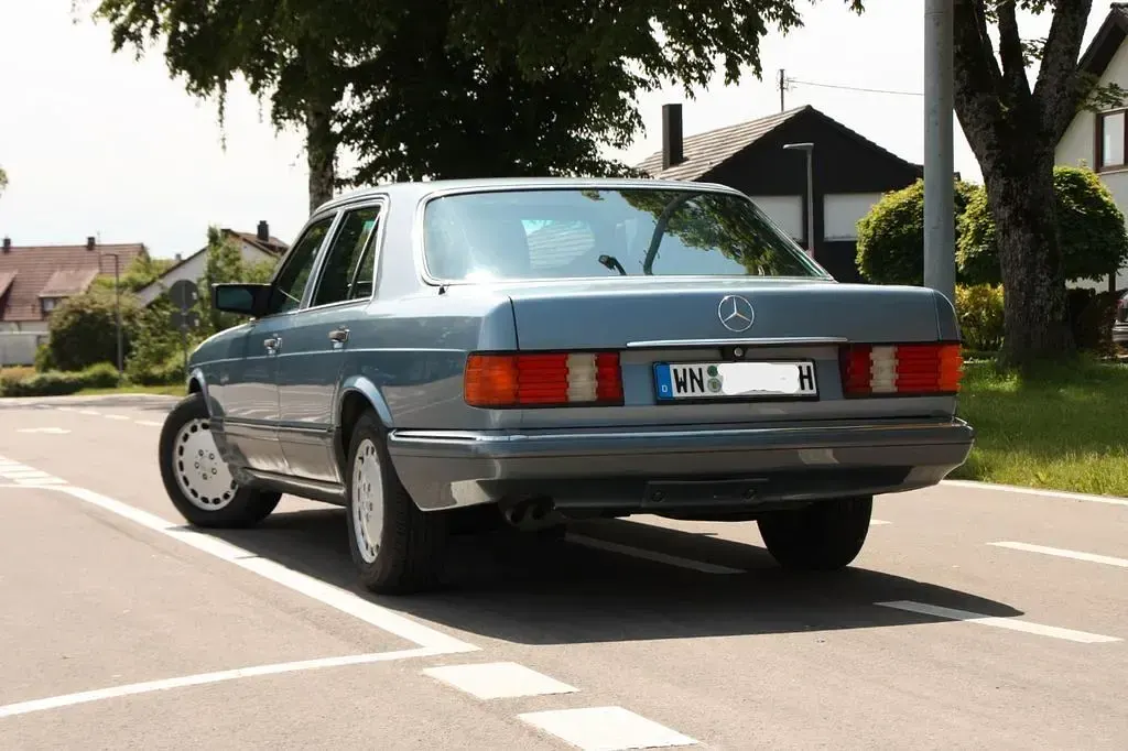 Gebraucht Mercedes 300 SE 256 PS (188 kW) 1985 Blau Limousine