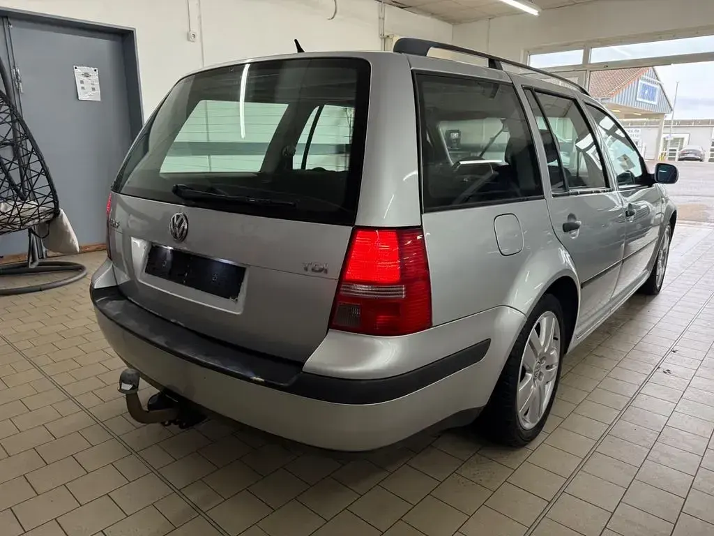 Gebraucht VW Golf IV 101 PS (74 kW) 2004 Silber Kombi