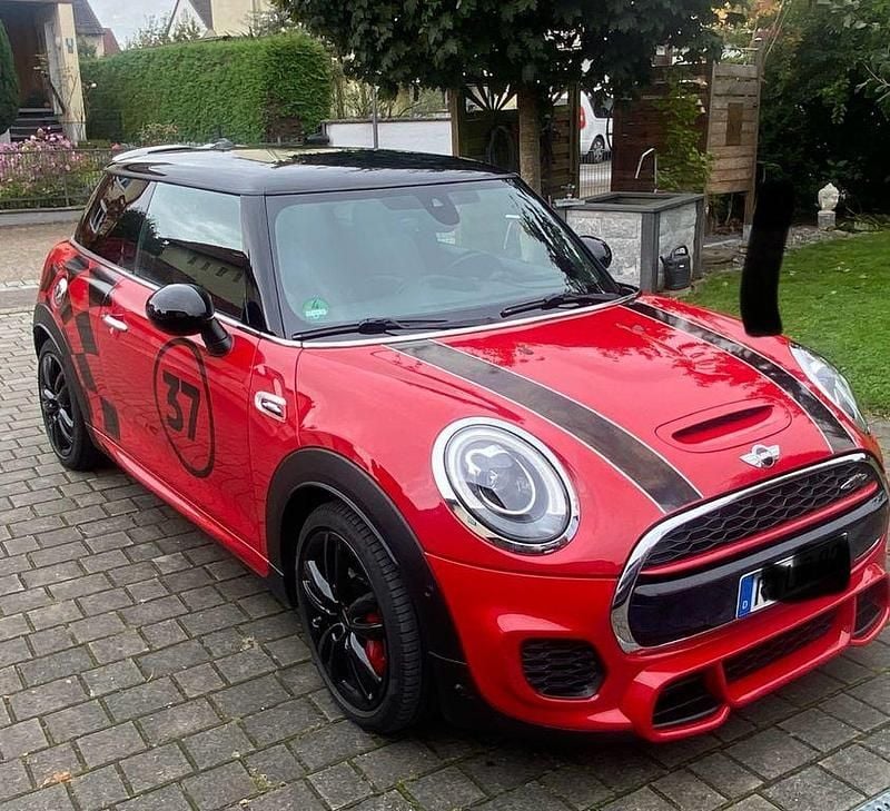 Rot Gebraucht 2016 Mini John Cooper Works Kleinwagen | 19.400 € (Fairer Preis) - Bild 1/4