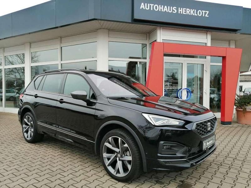 Deep black metallic (metallic) Gebraucht 2023 Seat Tarraco Beats SUV | 42.980 € - Bild 1/4