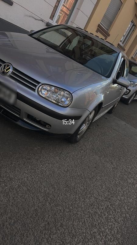 Gebraucht VW Golf IV 75 PS (55 kW) 2002 Silber Kleinwagen