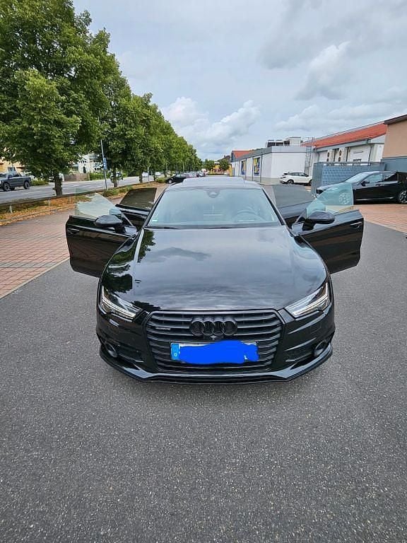Schwarz Gebraucht 2015 Audi A7 Ambiente Kleinwagen | 30.999 € (Fairer Preis) - Bild 1/4