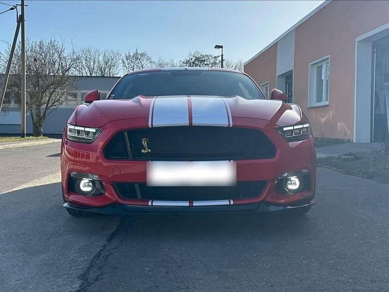 Gebraucht Ford Mustang GT 500 PS (367 kW) 2016 Rot Coupé