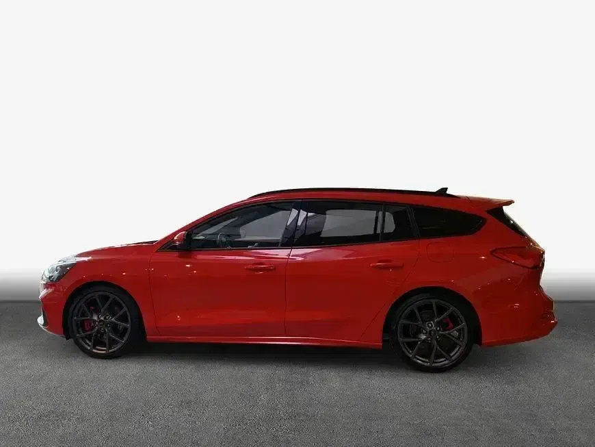 Usata Ford Focus ST 280 CV (205 kW) 2022 Rosso Station wagon