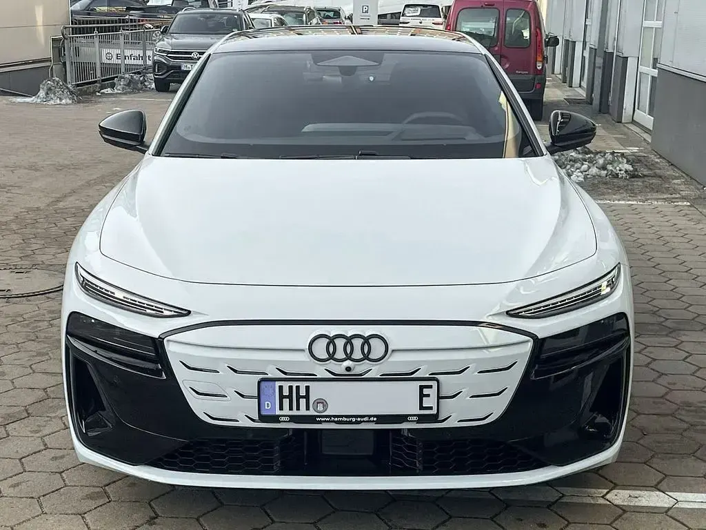 Usata Audi A6 e-tron S-Line 269 kW (367 CV) 2026 Bianco Station wagon