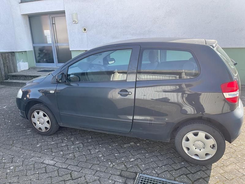Second-hand VW Fox 54 CP (39 kW) 2006 Gri Hatchback