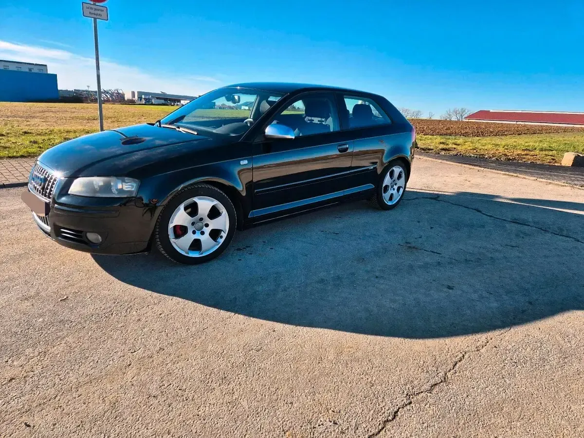 Gebraucht Audi A3 Sportback 102 PS (75 kW) 2004 Schwarz Kleinwagen