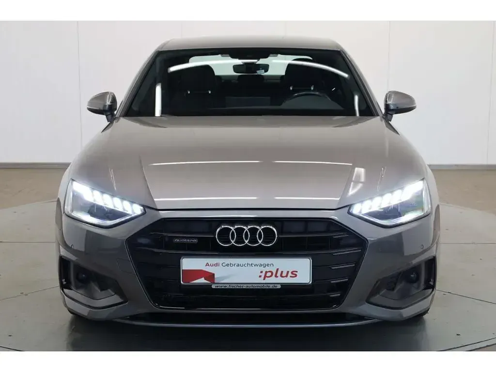 Gebraucht Audi A4 Advanced 204 PS (150 kW) 2022 Terragrau metallic Limousine