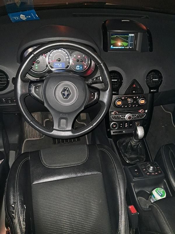 Second-hand Renault Koleos 150 CP (110 kW) 2012 Negru SUV