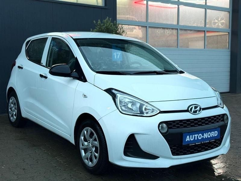 Weiß Gebraucht 2020 Hyundai i10 Select Kleinwagen | 8.990 € (Guter Preis) - Bild 1/3