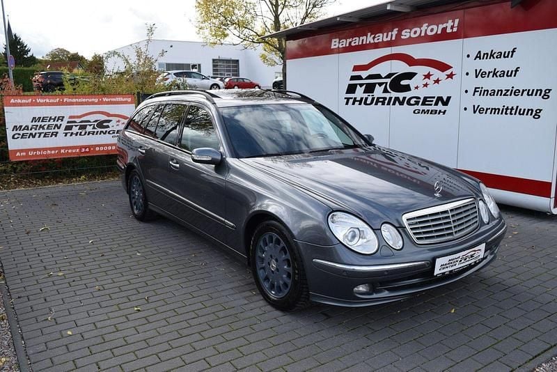 Grau Gebraucht 2005 Mercedes E320 Elegance Kombi | 2.990 € (Superpreis) - Bild 1/4