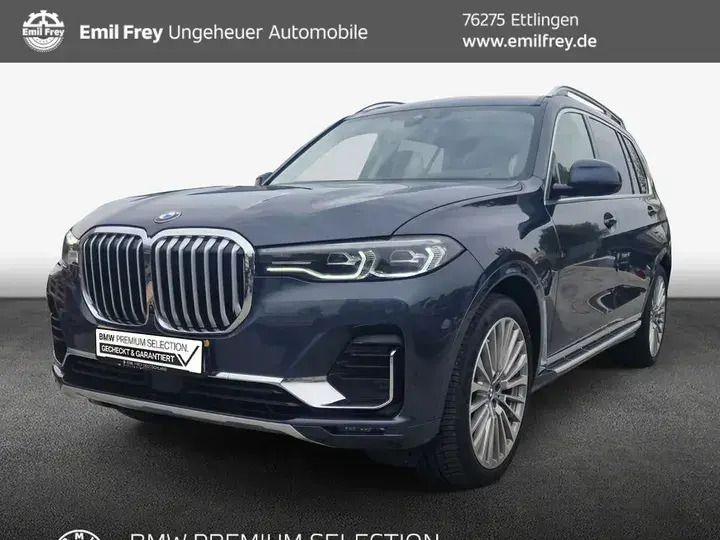 Grau Gebraucht 2021 BMW X7 Shadowline SUV | 61.950 € (Fairer Preis) - Bild 1/4