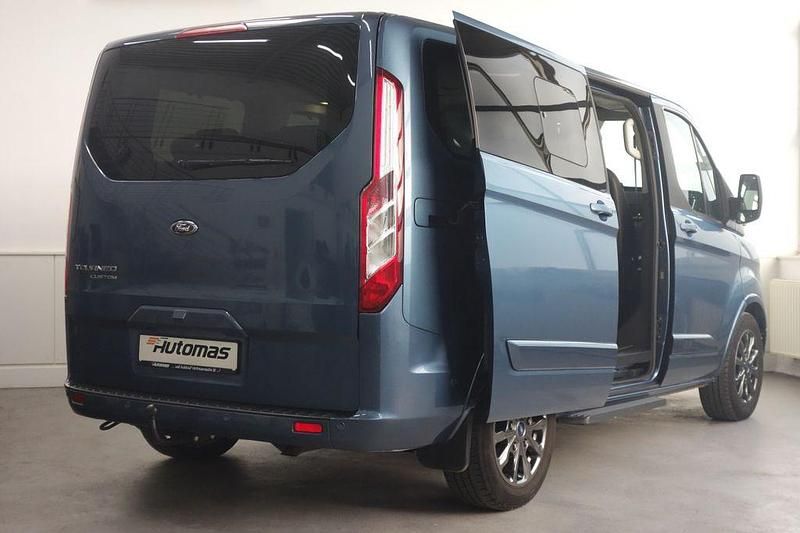 Gebraucht Ford Tourneo Titanium X 185 PS (136 kW) 2020 Blau Van / Kleinbus