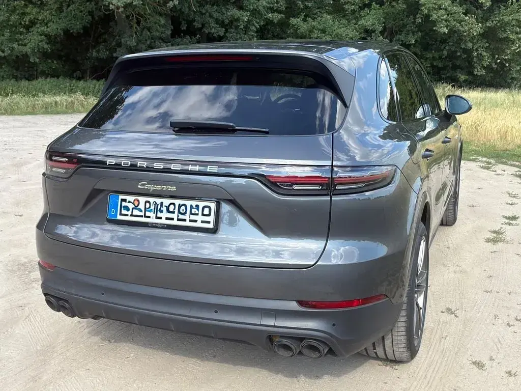 Gebraucht Porsche Cayenne 462 PS (339 kW) 2021 Grau SUV