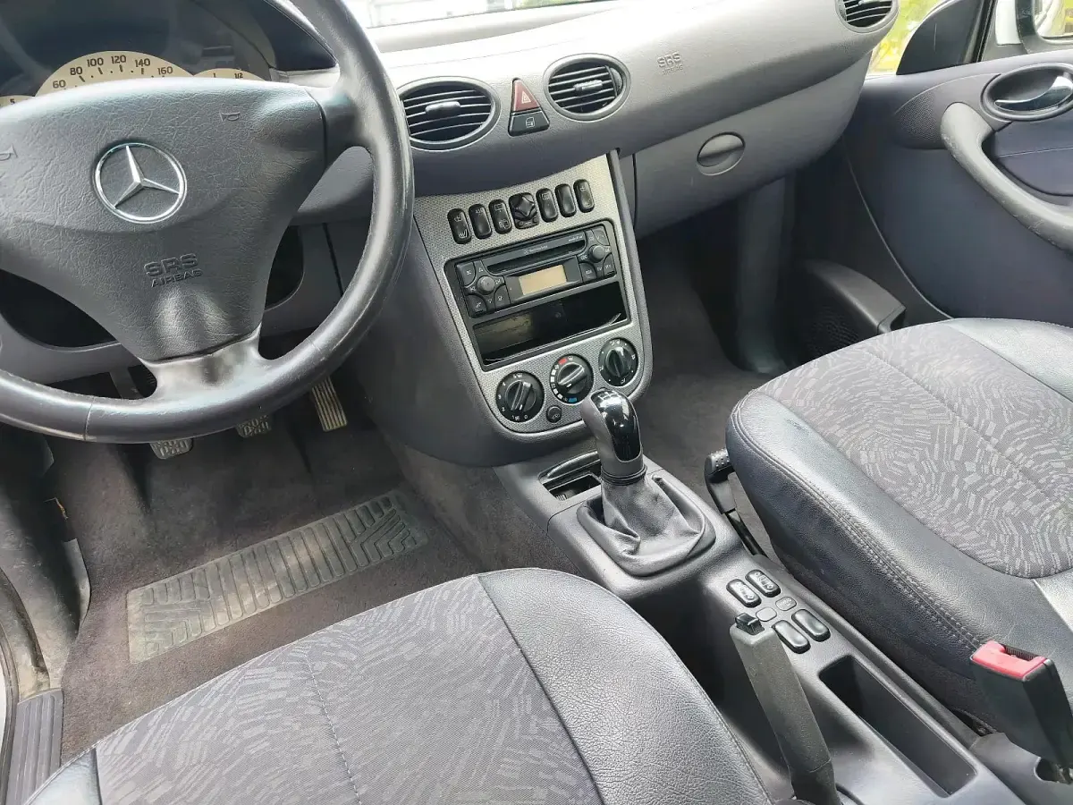 Gebraucht Mercedes A160 101 PS (74 kW) 2004 Silber Kleinwagen